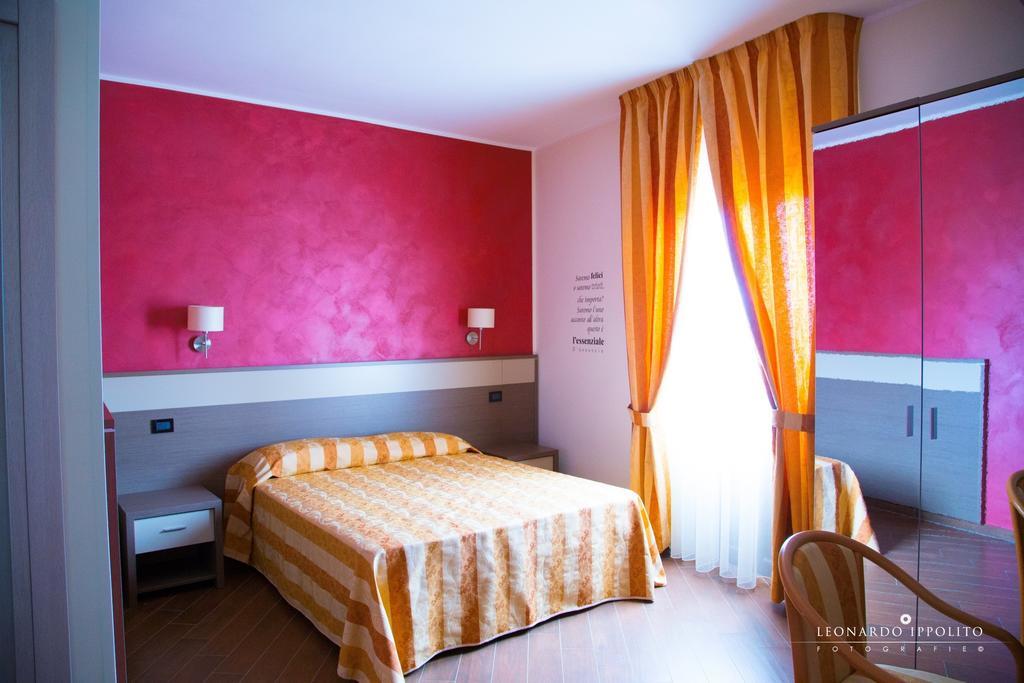 San Pio Bed & Breakfast คาริอาตี ห้อง รูปภาพ