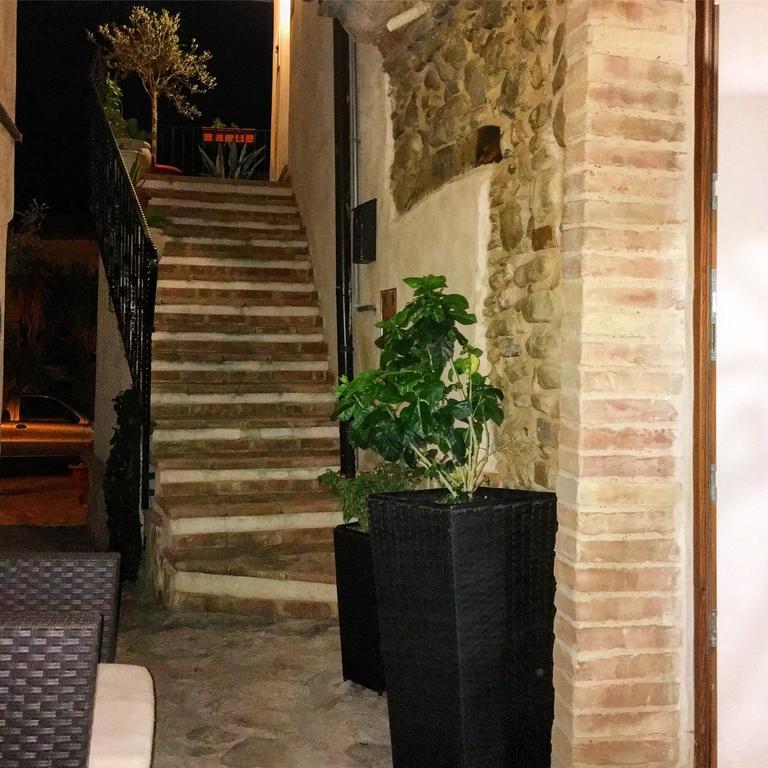 San Pio Bed & Breakfast คาริอาตี ภายนอก รูปภาพ